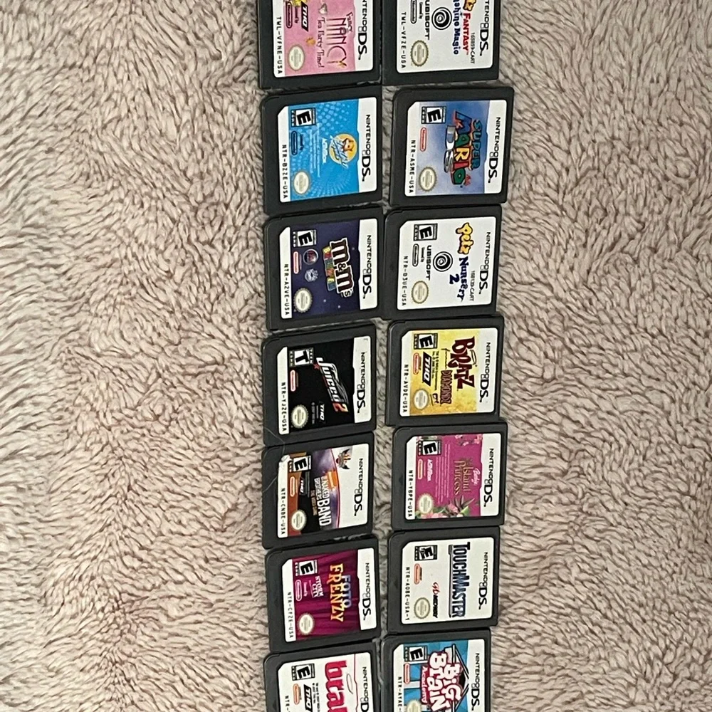 Nintendo 3Ds bundle Huge Lot!
